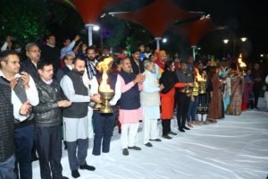 ब्रह्मसरोवर की आरती से कर्म करने की मिलती है शक्ति:विजय