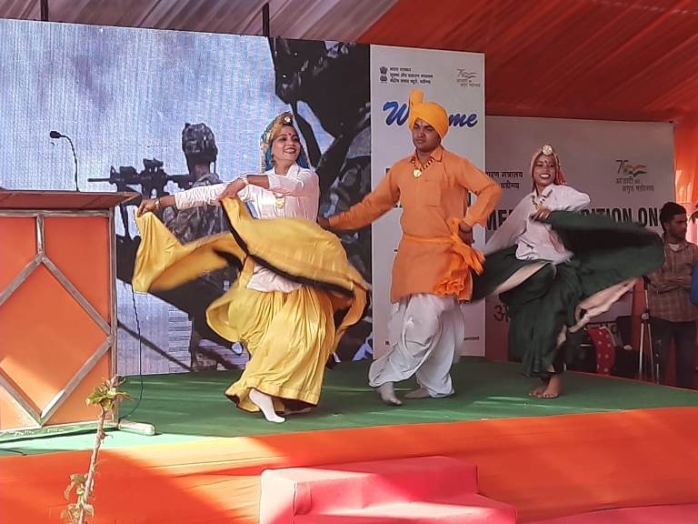 गीता महोत्सव में आजादी का अमृत महोत्सव की थीम पर चित्र प्रदर्शनी का आयोजन
