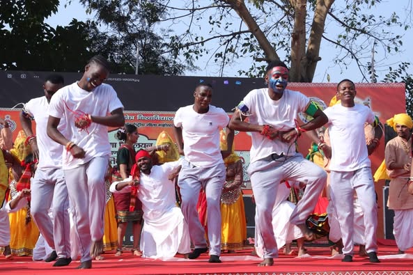 The cultural performance by Tanzanian artists at the International Gita Mahotsav mesmerized everyone!