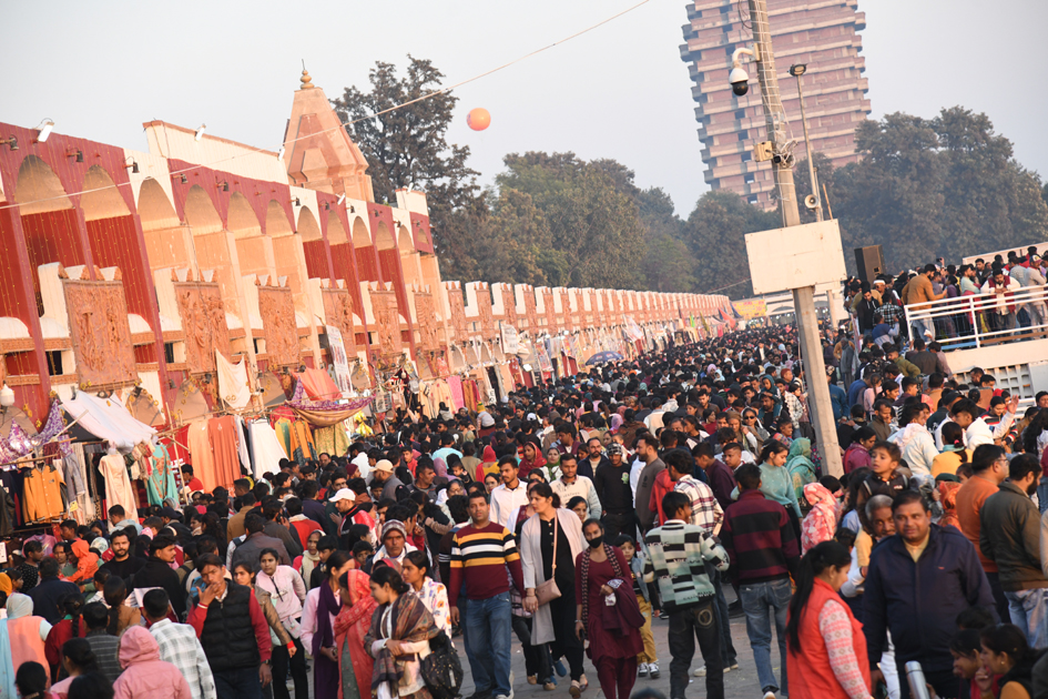 अंतर्राष्ट्रीय गीता महोत्सव में शनिवार को उमड़ी भारी भीड़