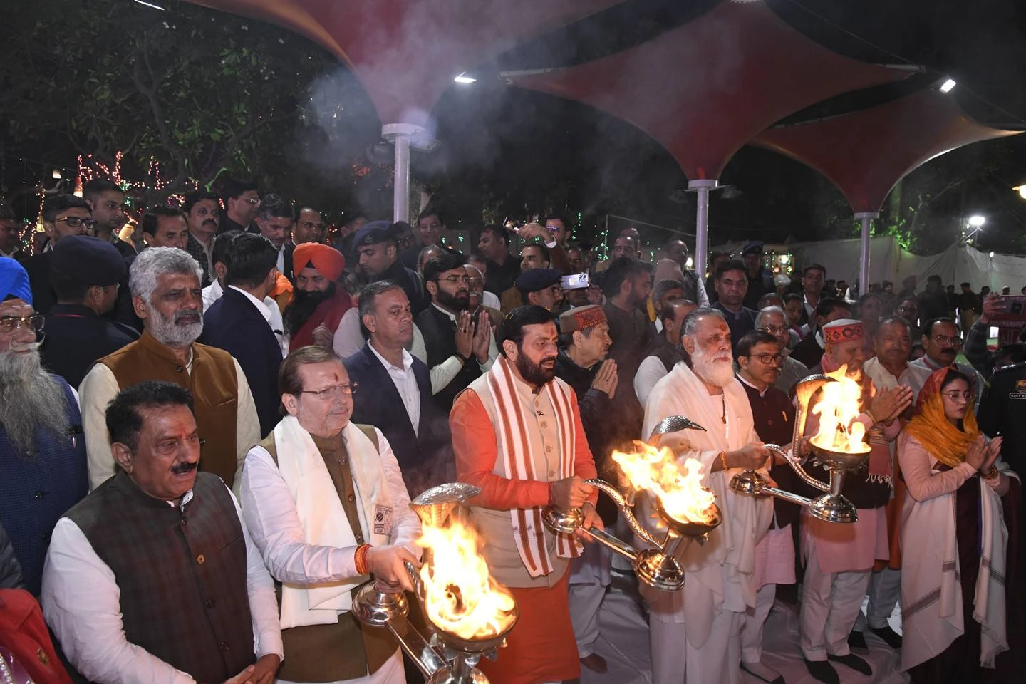 महाआरती, गीता पूजन और दीपोत्सव—कुरुक्षेत्र में रचा दिव्य अध्यात्म का भव्य दृश्य